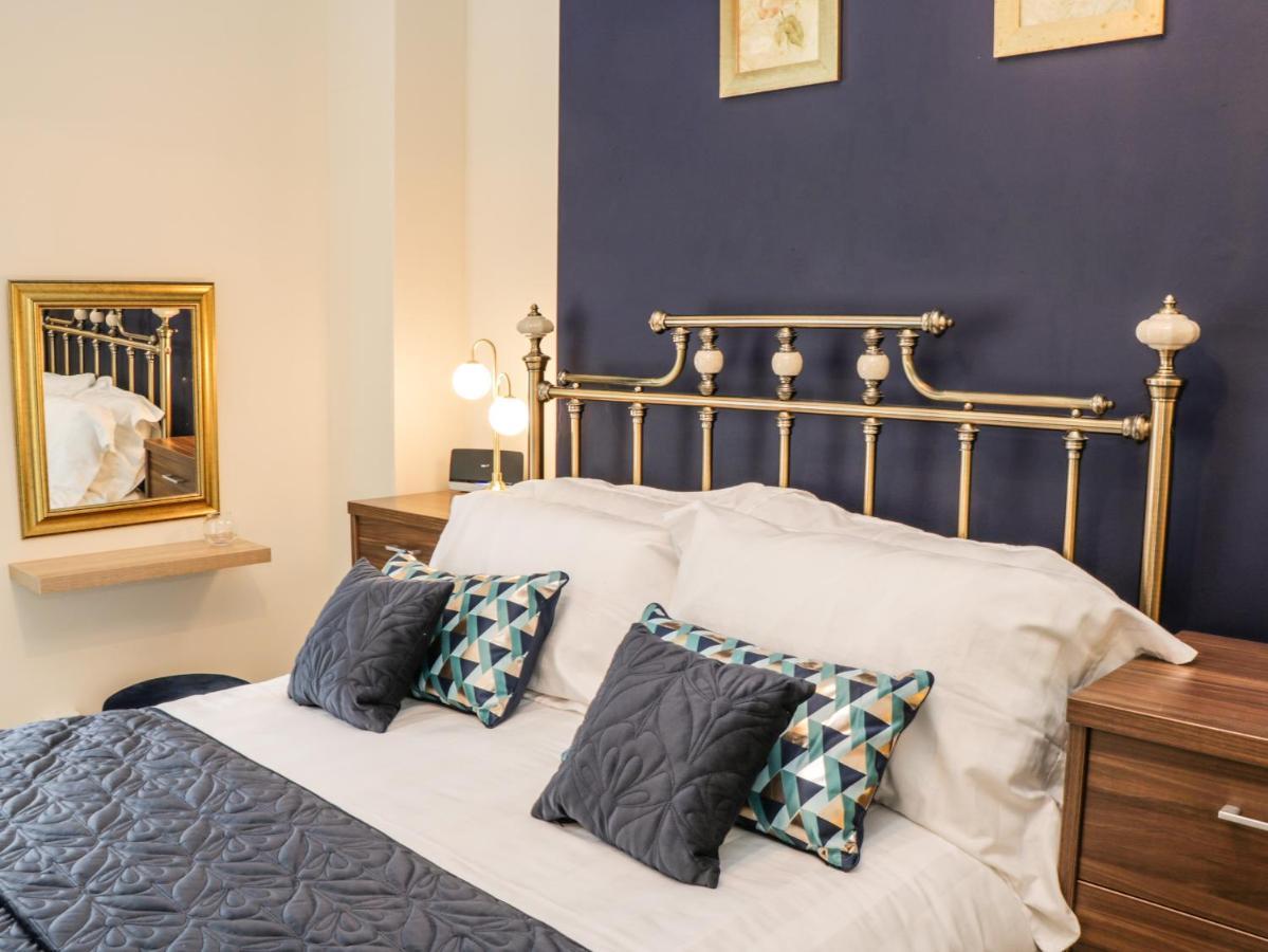 St Hilda'S Corner House Apartment Whitby Ngoại thất bức ảnh